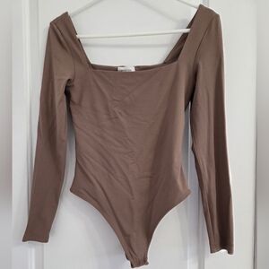 Babaton Artizia- Brownish Purple Long Sleeve Contour Bodysuit - Medium